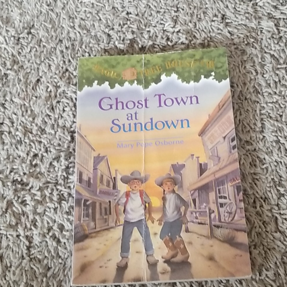 Magic tree house book by mary pope osborne